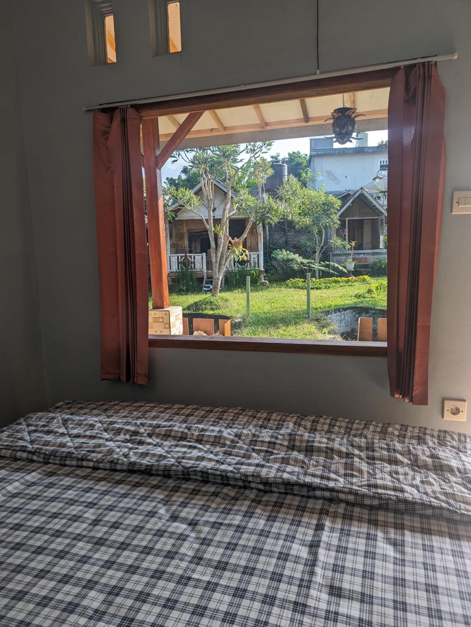 Linkgreen Homestay Tetebatu Bilik gambar
